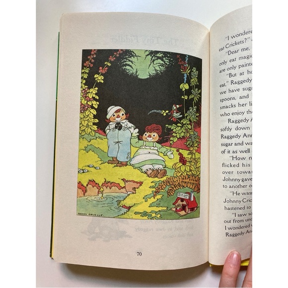 Raggedy Ann and Andy Vintage Cookie Cutters and Book Bundle 1970s Grandma Gift - Picture 4 of 9